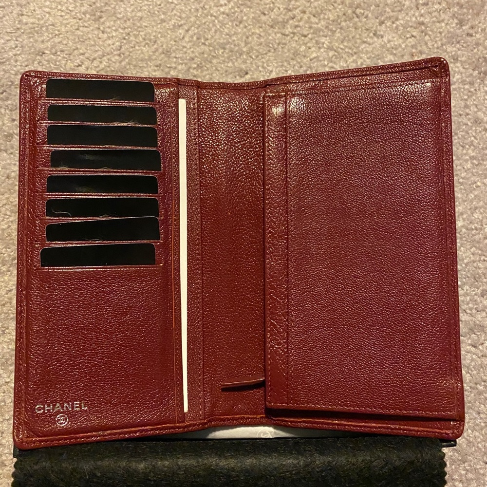 CHANEL Caviar Wallet w/Original Box & Paperwork - Picture 6 of 7